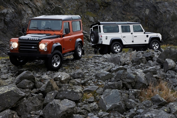 land_rover_defender_fire_ice_02